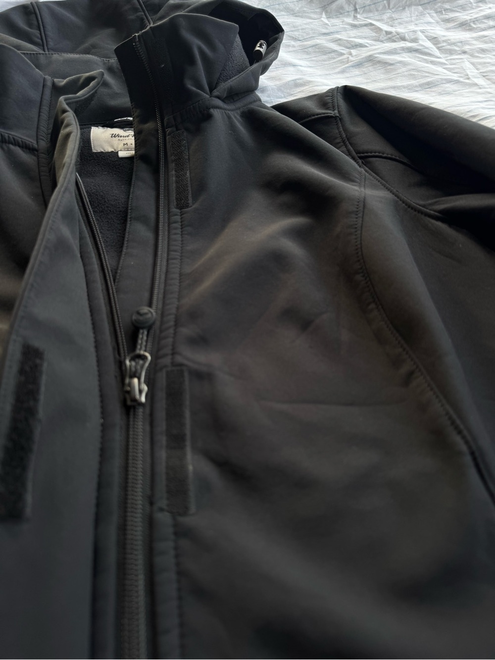 Wind River Long black Jacket size: M - Picture 3 of 4